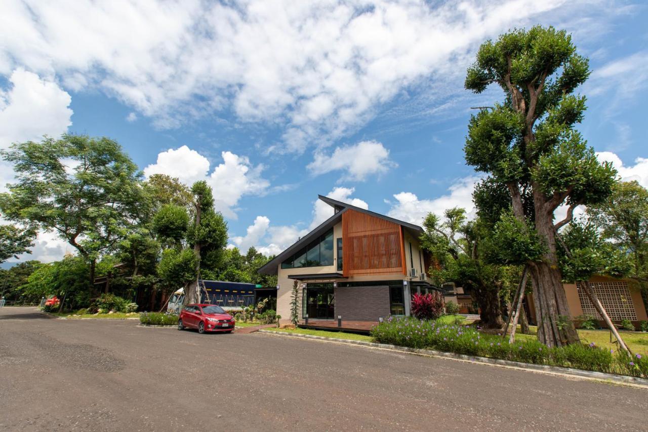 The Chamuang Forest Nakhon Nayok Eksteriør billede