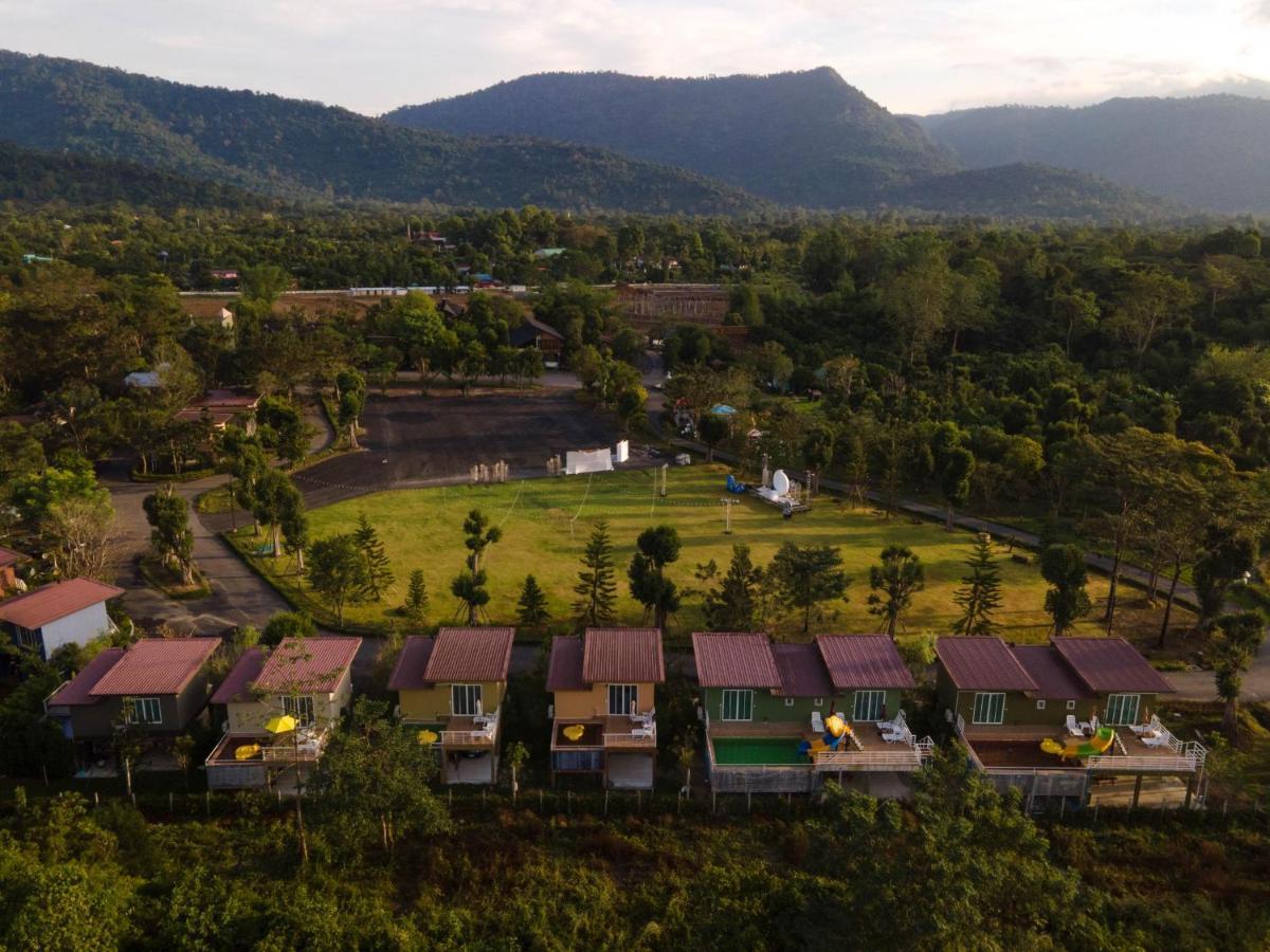 The Chamuang Forest Nakhon Nayok Eksteriør billede