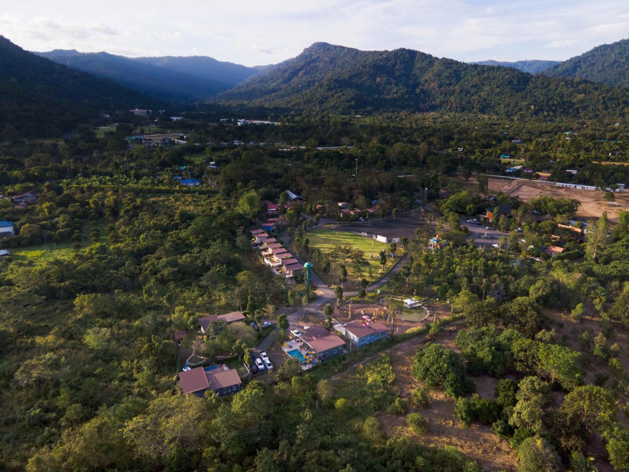 The Chamuang Forest Nakhon Nayok Eksteriør billede